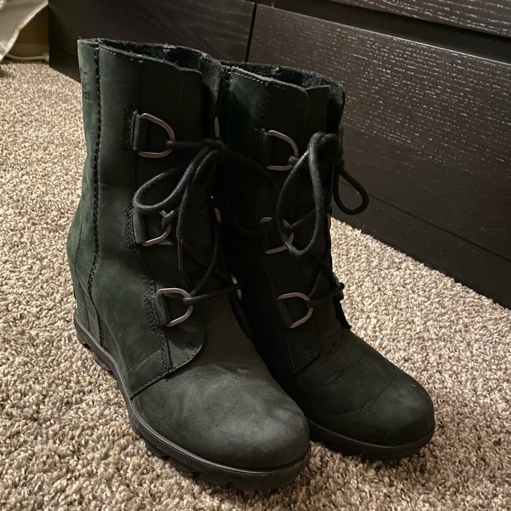 Sorel Joan of arctic wedge